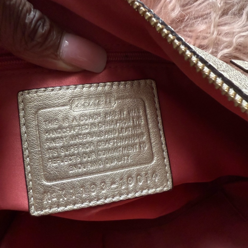 Coach Poppy 19014 Metallic Lame Gold Shoulder Bag - Picture 4 of 6